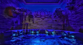 Hambrook House Canterbury - NEW luxury guest house with ESPA Spa complex - Image 5