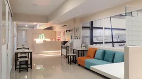 Titanium Express HomTel - Image 4