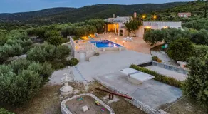 Vila Maslinica - Image 4