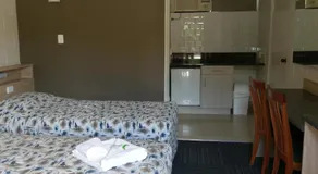 Motel Monaco - Image 2