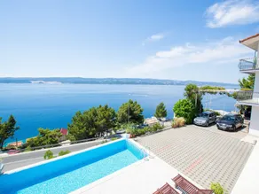 Snug Apartment in Celina with Swimming Pool - Image 5