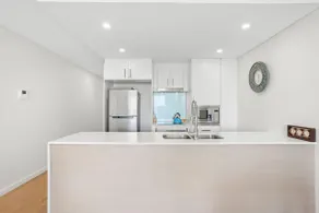 The Shoal Apartments, Unit 310 - Image 4