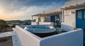 Eiriana Luxury Suites - Image 5