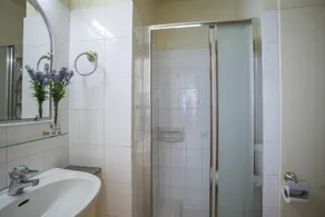 Protaras Beachfront Sirina Lina Suite - Image 5