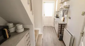Middle Cottage - Image 3