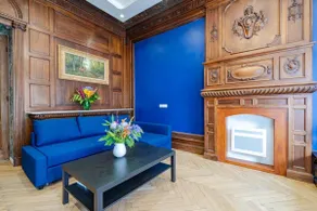 Elegant French Style Apartment - Free Parking - Image 3