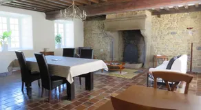 Le Manoir de Placy - Chambres d'Hôtes - Image 4