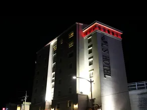LS Tourist Hotel - Image 2