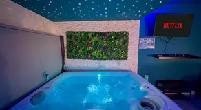 Love & Spa - Jacuzzi - Netflix - Métro - Wifi - Image 2