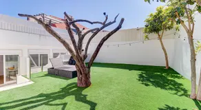 3-bedroom Apt with Private Patio in Cacilhas by Lisbeyond - Image 4