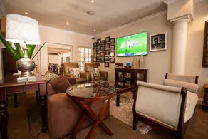 Little Tuscany Boutique Hotel - Image 2