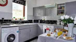 Silver Tides House - Image 4