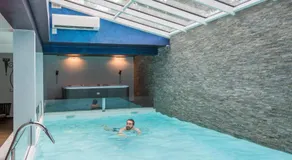 9b The Resort  - Image 2