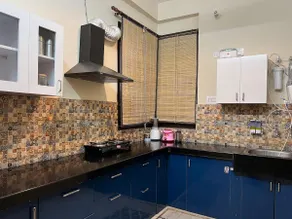 SAACHA HOUSE' - Image 2
