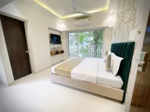 The Orion Premium Suites - Image 4