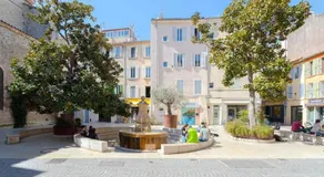Grand T2 - 100 m de la mer - CLIM - Image 3