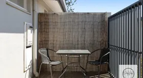 Beachside Retreat - Image 5
