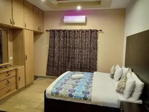 A One Family Guest House - Image 2