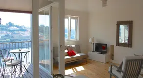 Top Flat - Image 2