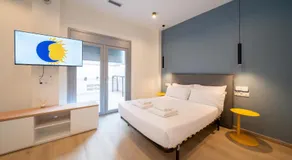 Sun & Moon Apart Hotel - Image 2