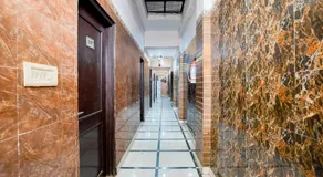 Super Collection O Hindon Airport Ghaziabad - Image 4