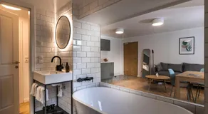 fil HOME - Image 2