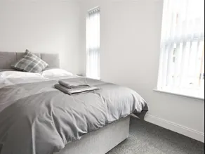 Townhouse @ 50 Birks Street Stoke - Image 2