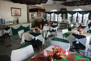 La Esperanza Hotel - Image 2