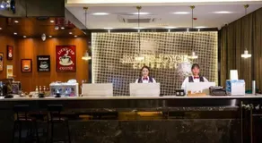 James Joyce Coffetel·Kaifeng Drum Tower - Image 4