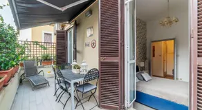 Penthouse apartment with terrace close to Vatican - Image 2