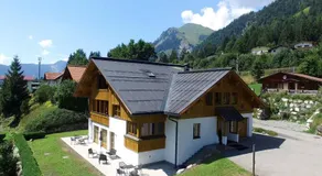 Apartmenthaus Matri by Pferd auf Wolke - Image 5