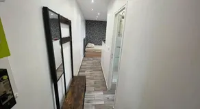 Quiet & bright studio 15min away from Paris - Image 4