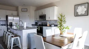 Holistic Campus Rental, LLC - Two Bedrooms Stay in Shared Home with Shared Kitchen - Image 2