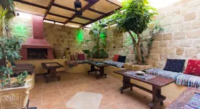 Spot Hotel - Image 2