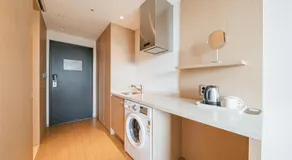 Hotel Zinc - Image 4