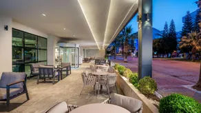 Avena Resort & Spa Hotel - Image 3