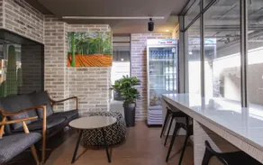 Brown Dot Hotel - Image 3