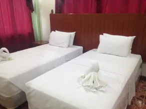 ISLA INN - Image 3