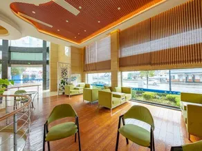 Xinwaitan Seaview Hotel - Image 2