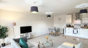 Blue Sky Apartments @Wallis Square, Farnborough - Image 3