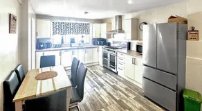 Ivy Lodge - Image 4