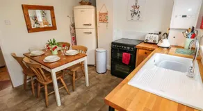 Serenity Cottage - Image 3