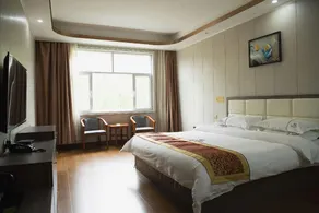 Zhongren Hotel - Image 2