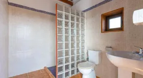Villa Solerolo - Stunning Villa in Parque Holandés - Image 4