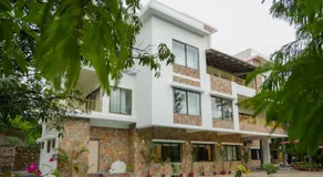 The Nivaas at Rekys Home - 5 BHK Luxury Villa with Pool, Pickle Ball, BBQ, Sauna In Udaipur - Image 4