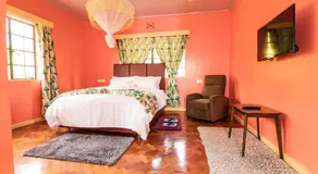 Eldopalm Guesthouse - Image 2