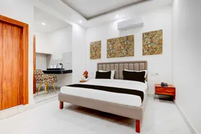 Townhouse Faridabad Crown Interiorz Mall - Image 2