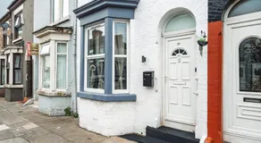 Modern 4bedroom City Home Near LFC - Image 4