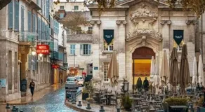 Duplex quartier Saint Ruf proche remparts Avignon centre - Image 5