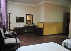 Dongfang Hotel - Image 2